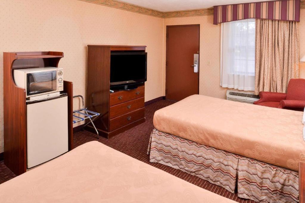 Americas Best Value Inn Alliance Exterior photo